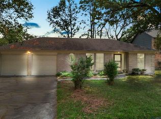6931 Falling Waters Dr, Spring, TX 77379