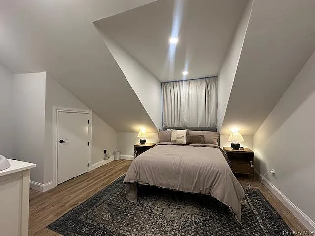 68 Nassau Rd #2 — Photo 10