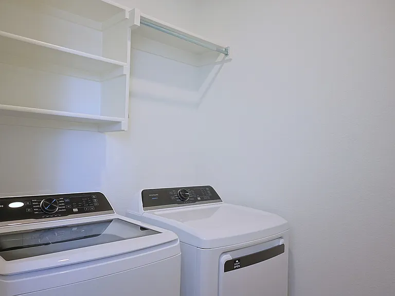 1009 Rockrose Dr — Photo 14