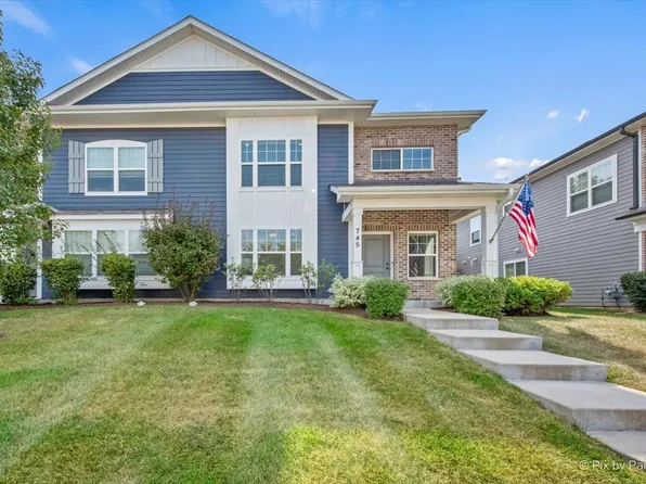 745 Harper Ave, Cary, IL 60013