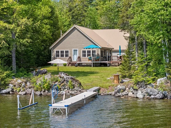 60 Howard Point Road, Lake View Plt, ME 04463