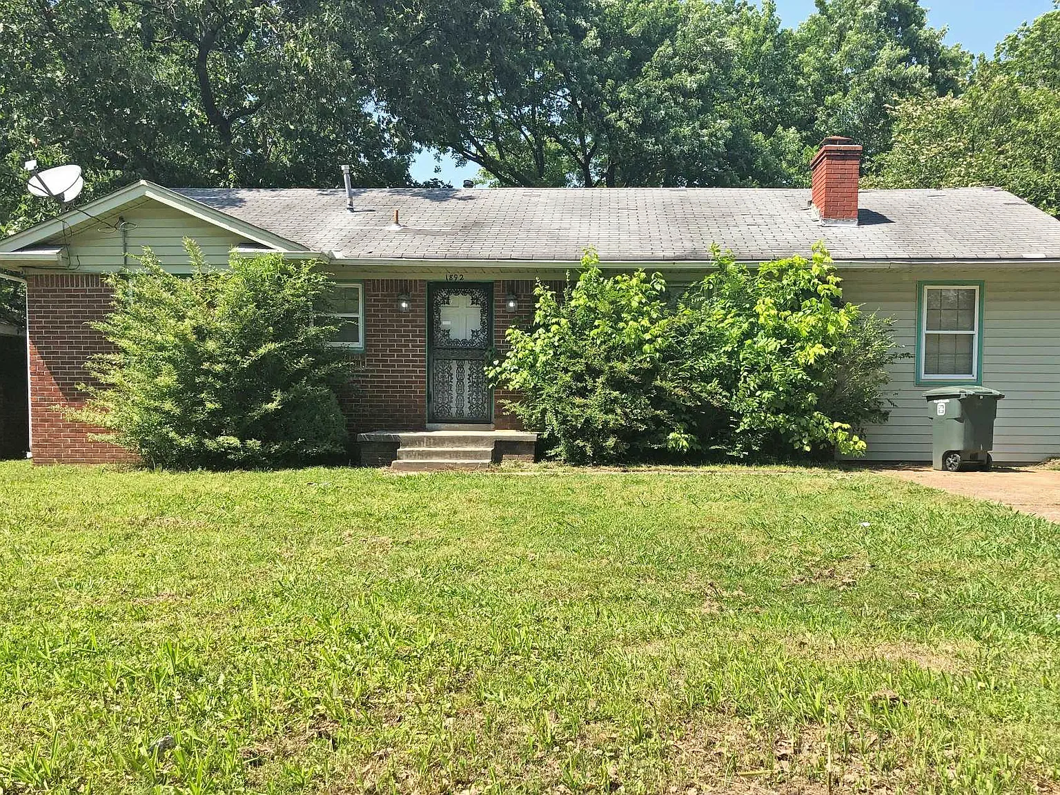 4 Bed 1.5 Bath for Rent — Photo 1
