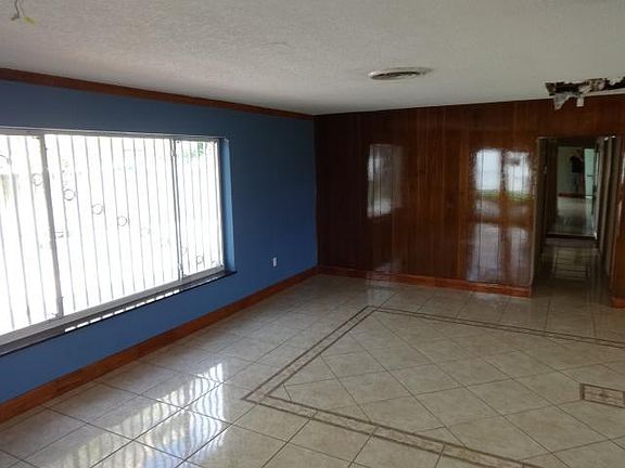 5th image of 4201 NW 182nd St