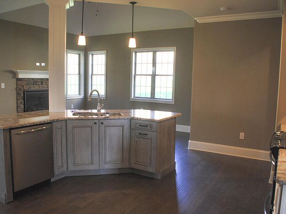 5th image of 623 Elk Falls Ln