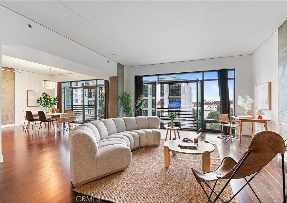 1111 S Grand Ave APT 715, Los Angeles, CA 90015 | Zillow