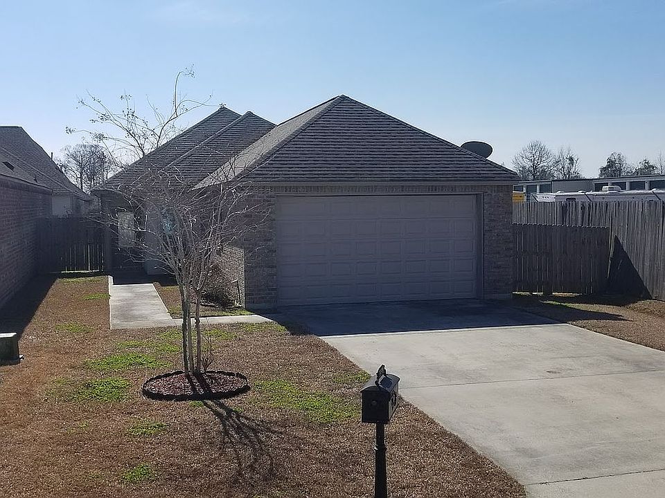 1st image of 38570 Sparrow Ct