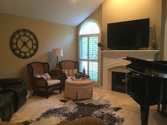 3rd image of 2256 Sudbury Way #300