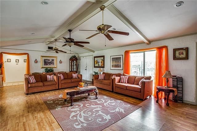 1st image of 7010 Thornwood Dr