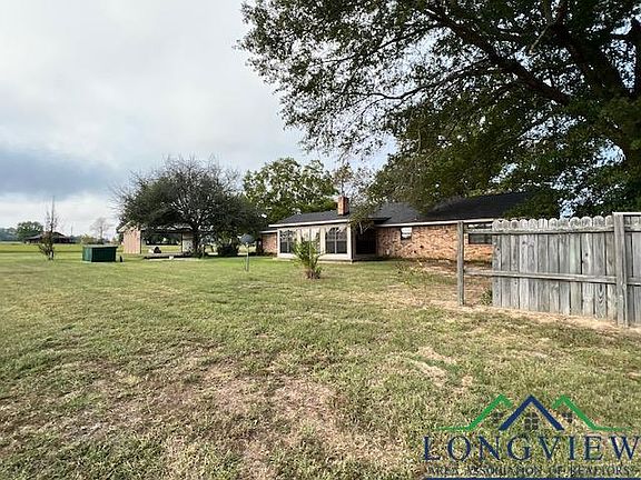 4th image of 2078 County Road 4105