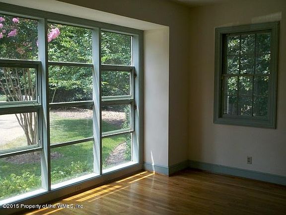 5th image of 9 Bayberry Ln