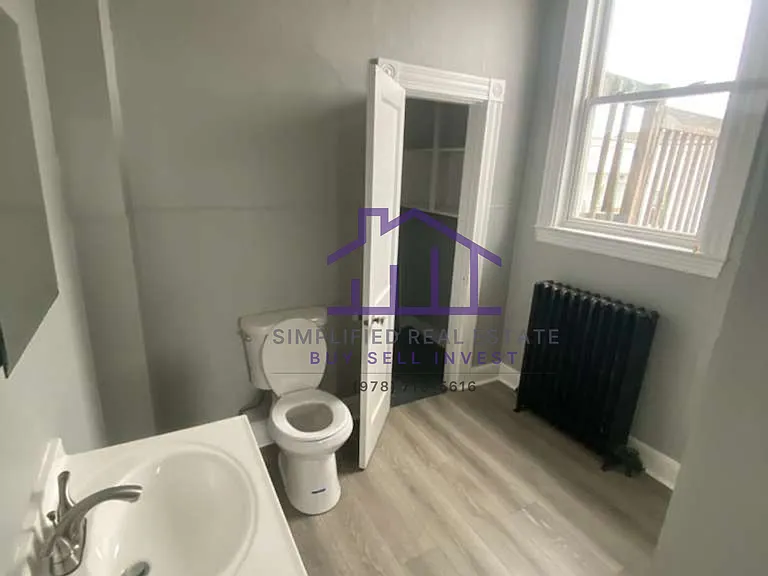 111 Ash St #10 — Photo 7