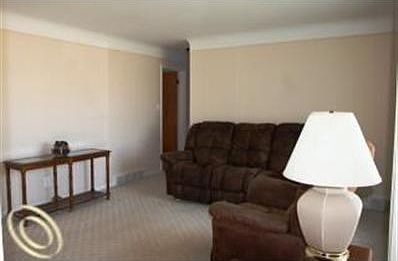 2nd image of 23024 Lingemann St