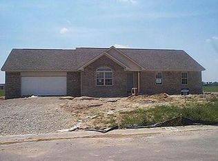 2397 Mill Stream Dr, Greenfield, IN 46140