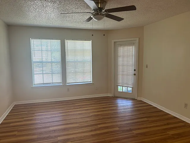6172 Westgate Dr #204 — Photo 4