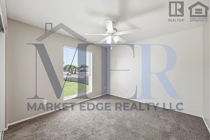 5648 W Mountain View Rd — Photo 19