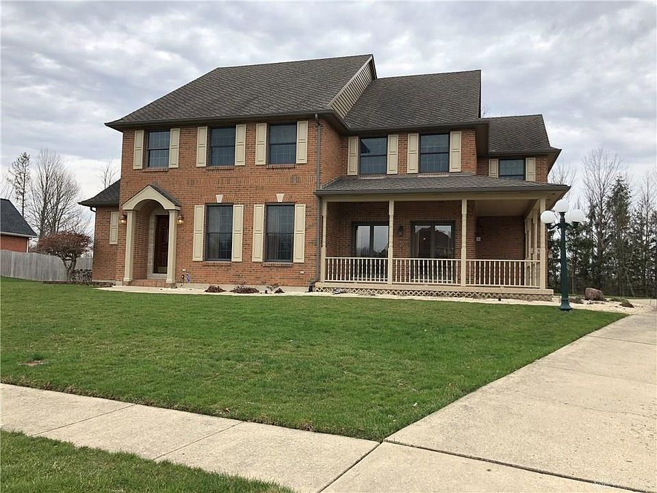 1st image of 218 Hunterfield Dr