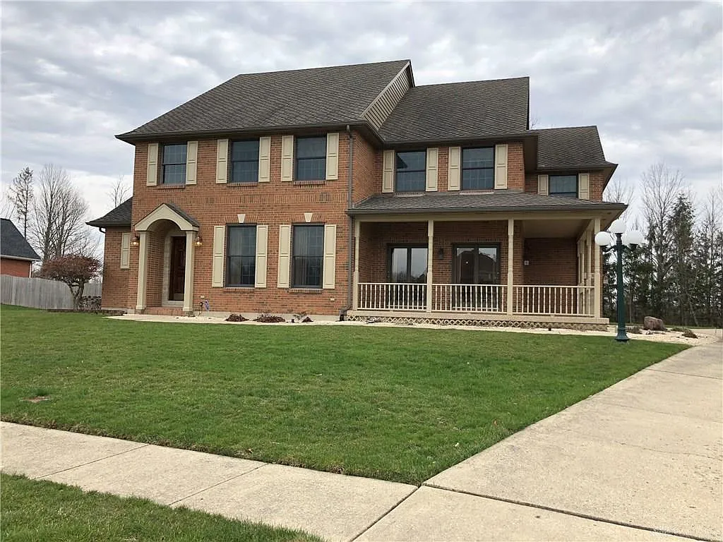218 Hunterfield Dr photo 1
