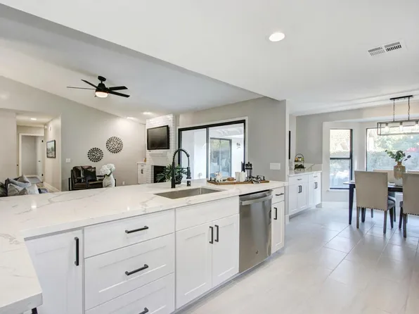 2054 Roaring Camp Dr, Rancho Cordova, CA 95670