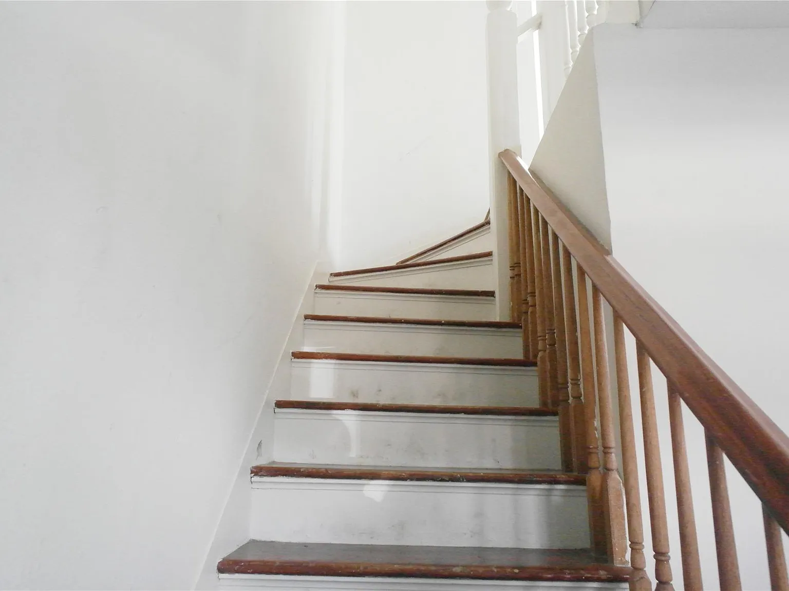 2 bed, 1.0 bath, 881 sqft, $1,475 — Photo 3
