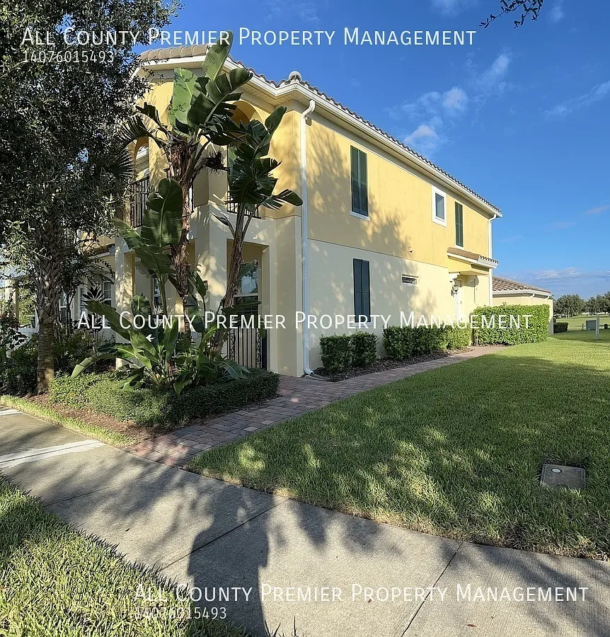Coming Soon! Beautiful 4 Bedroom 3 Bath Townhouse! Apply Today! — Photo 2