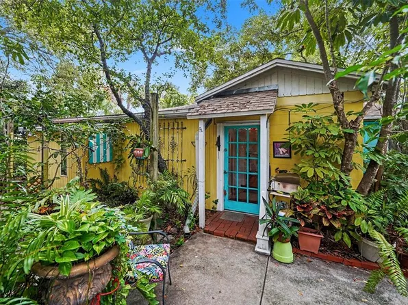 3505 W MCELROY AVENUE, TAMPA, FL 33611