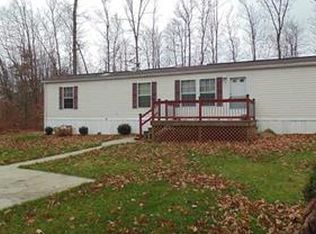 1086 Annisville Rd, Petrolia, PA 16050