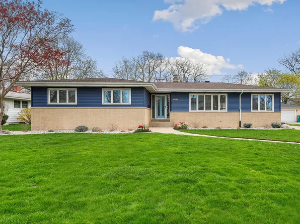 9201 Birch Dr, Munster, IN 46321