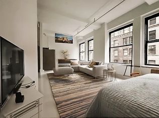 248 W 35th St #703, New York, NY 10001