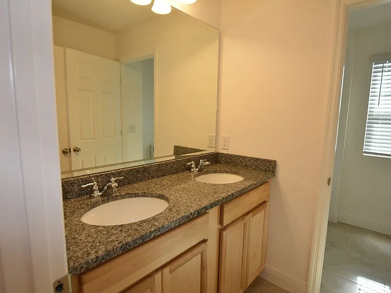 1845 Ross Hammock Ave — Photo 31