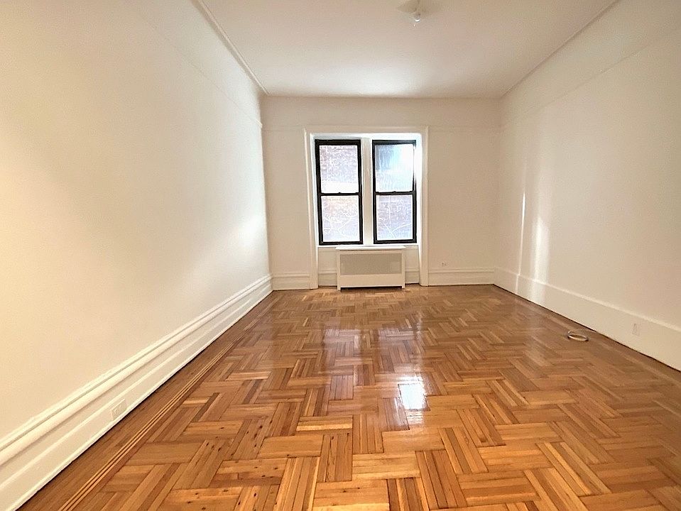 1st image of 59 Livingston St #1E