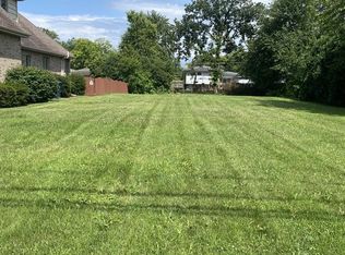 2061 Douglas Ave, Des Plaines, IL 60018