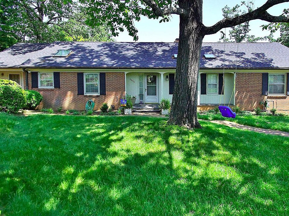1st image of 3656 Peakwood Dr SW