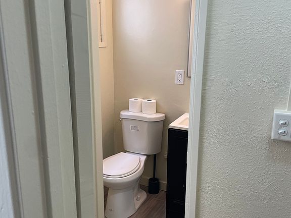 3rd image of 1514 Ocean Ave #3/4