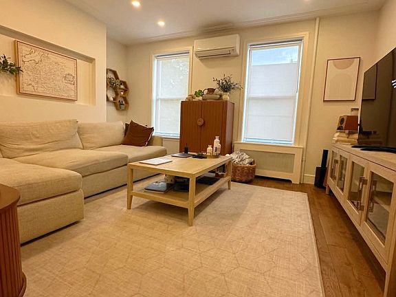 3rd image of 168 Meserole Ave APT 3