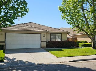 5021 Misty Breaks Dr, Bakersfield, CA 93313