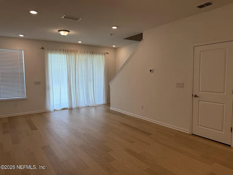 43 Thurnham Ln — Photo 9