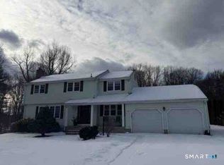 225 Ox Yoke Dr, Berlin, CT 06037