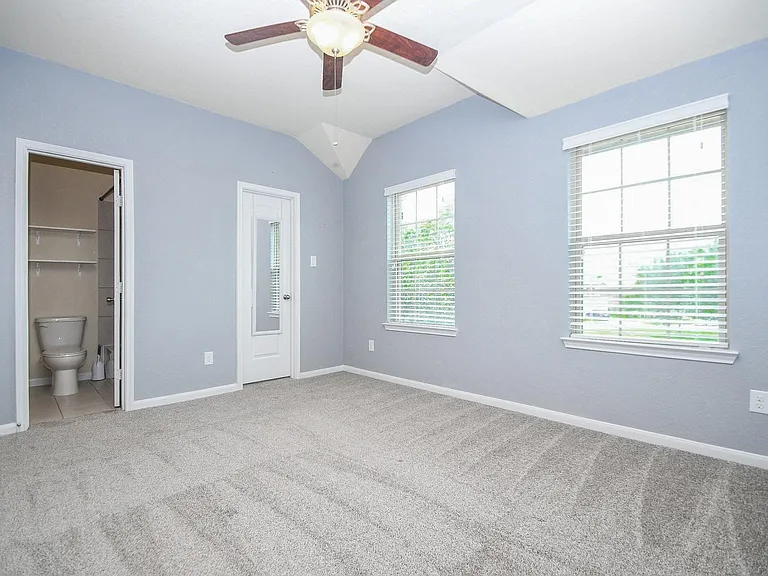 4803 Terrance Fall Dr — Photo 17