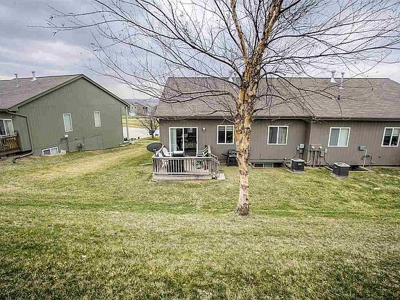 3rd image of 10313 S 26th St