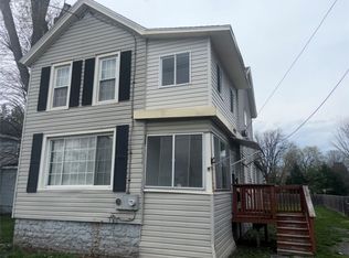 522 Stone St, Oneida, NY 13421