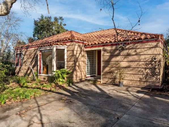 106 Gardens Avenue, Ukiah, CA 95482