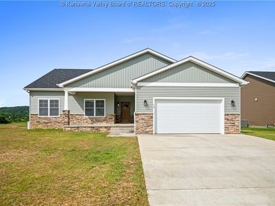 38 Lenore Cir, Fraziers Bottom, WV, 25082
