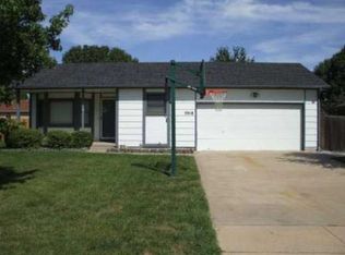 3918 S Brummett Cir, Wichita, KS 67215