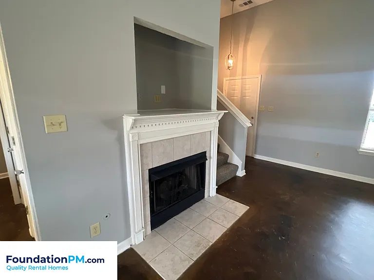 7063 Beringer Dr S — Photo 7