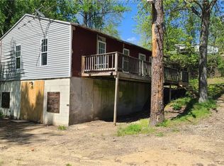 2415 Smith Rd, Charleston, WV 25314