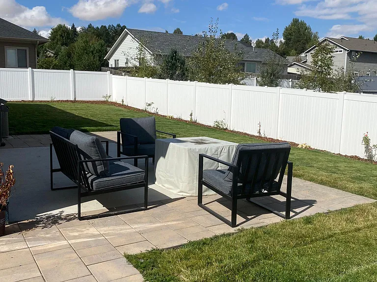 912 Indian Hills Dr — Photo 4