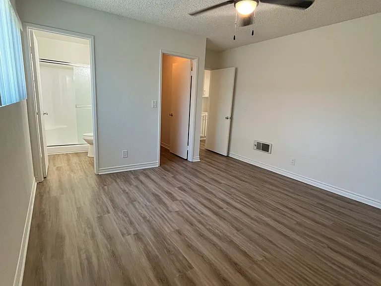 Chapman Meadows Apartments — Photo 13