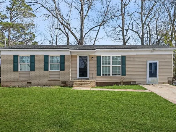 8 Westgate Park Dr, Newnan, GA 30263