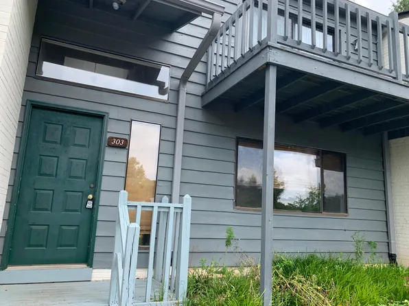 303 Harvest Dr, Charlottesville, VA 22903