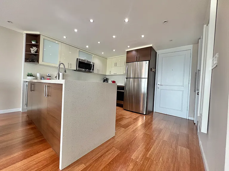 5869 Avenue Isla Verde — Photo 17